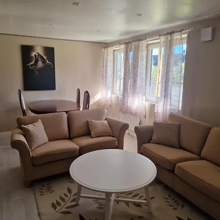 Cozy For Holidays And Short Trips Διαμέρισμα